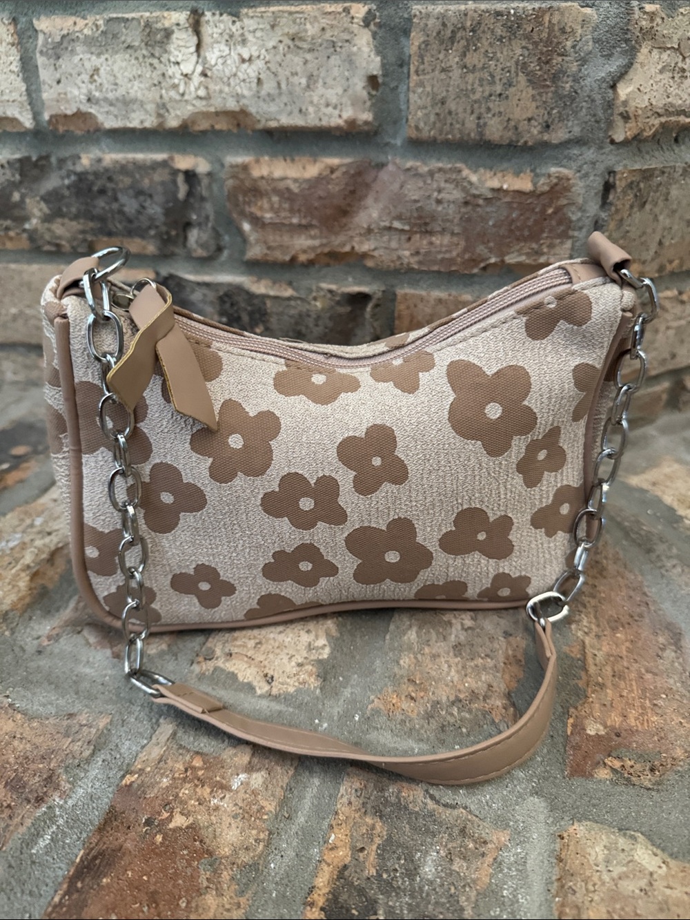Women's Neutral Floral Jacquard Shoulder Bag